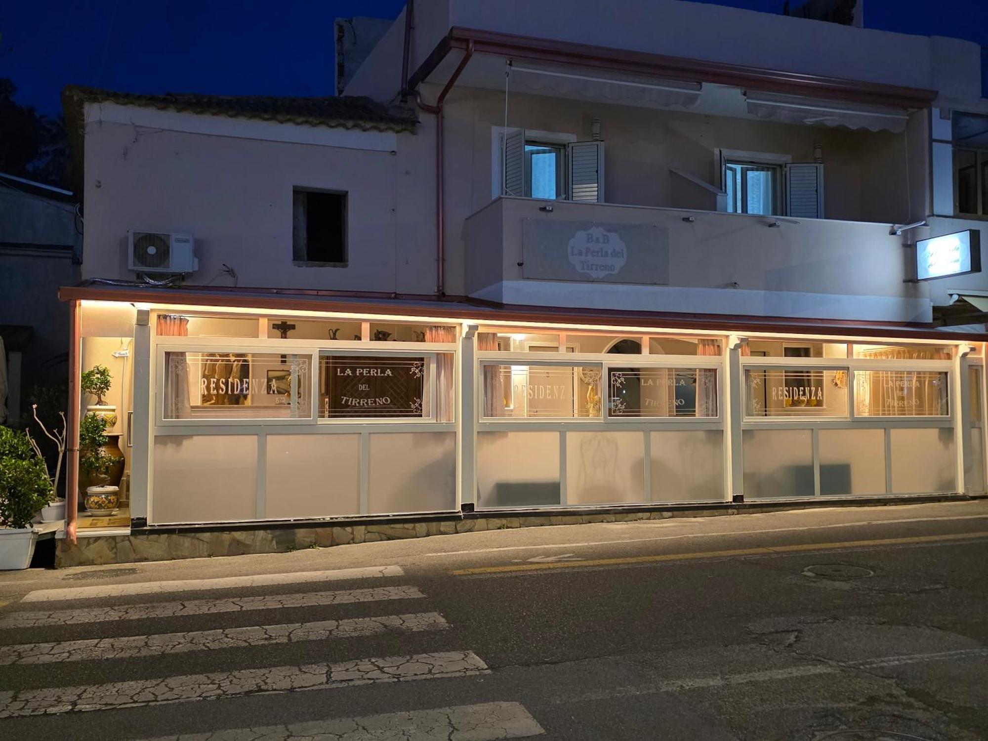 Bed and Breakfast La Perla Del Tirreno Tropea Exterior foto